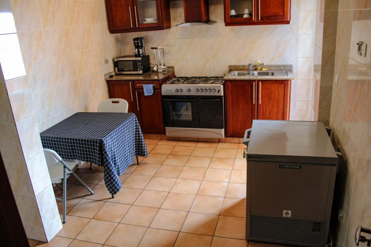 Residence Le Carat Bonapriso Дуала Экстерьер фото