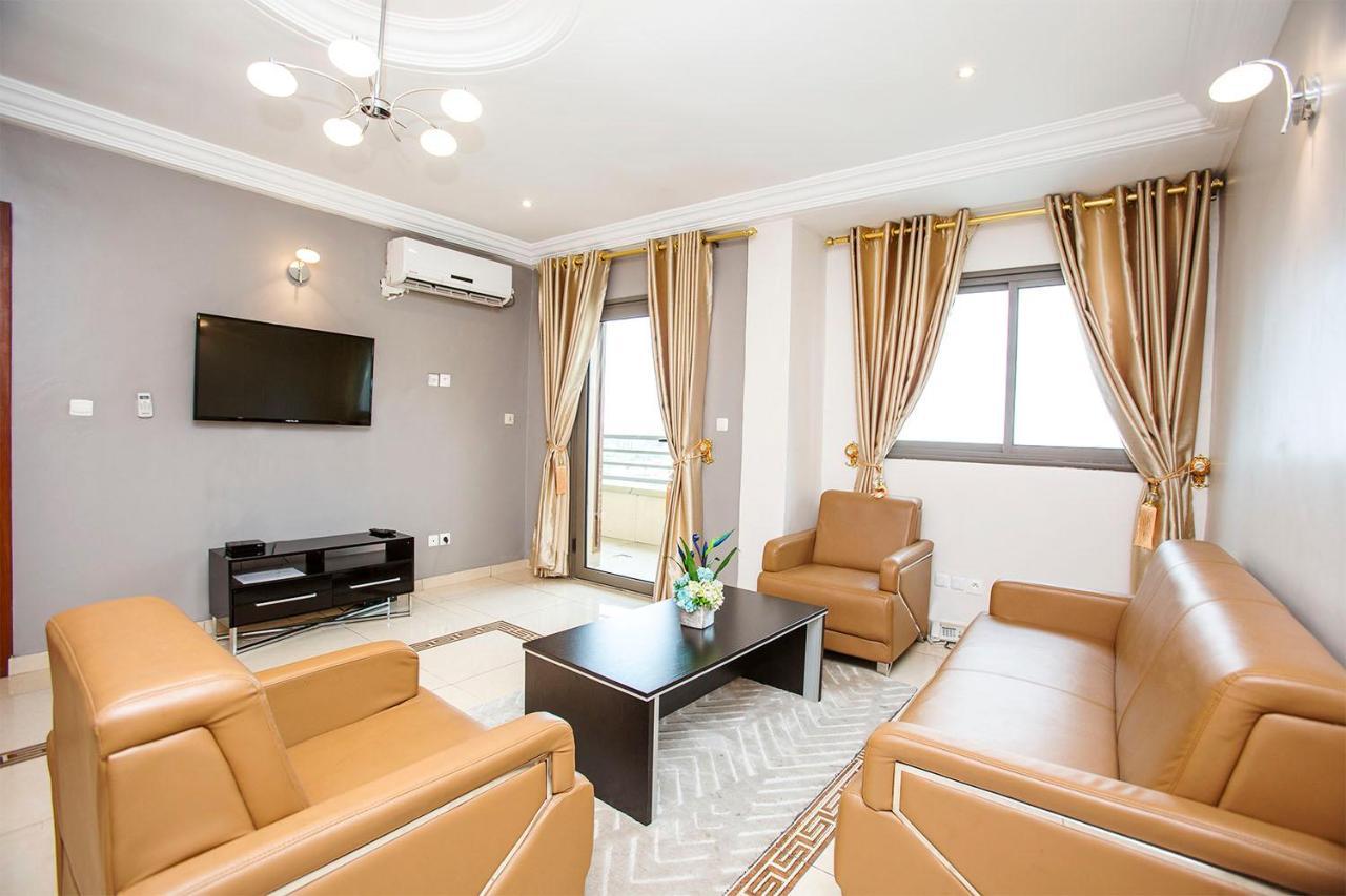 Residence Le Carat Bonapriso Дуала Экстерьер фото
